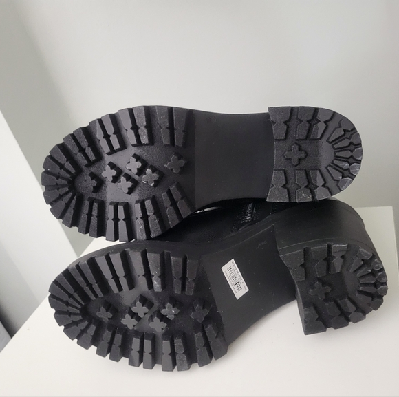 New Torrid black platform fur black booties 9 ww extra wide calf - Picture 11 of 11